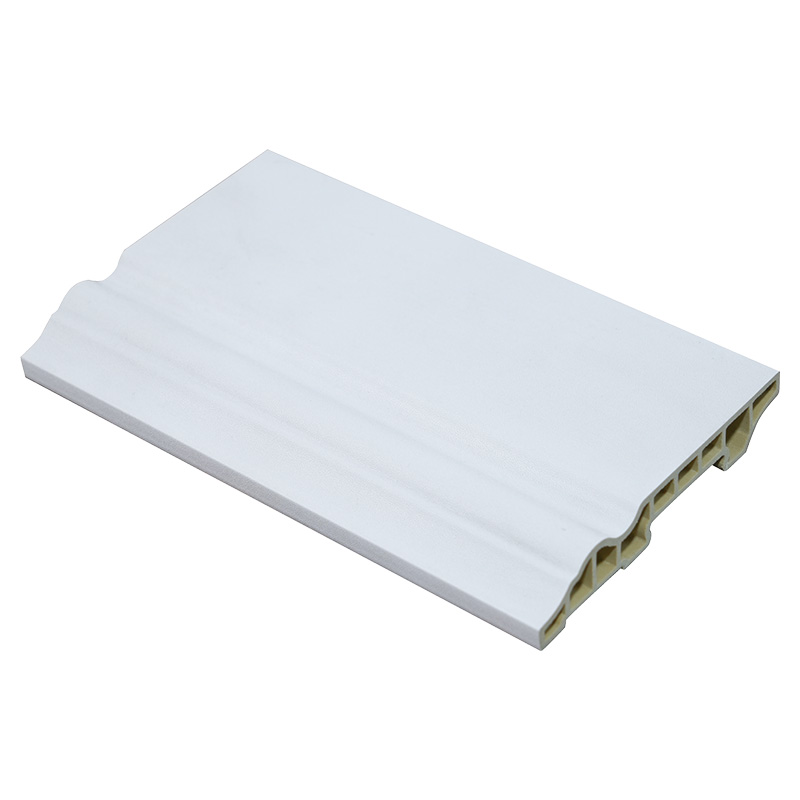 80 mm puusyinen WPC-jalkalista PVC-komposiittipohjalla